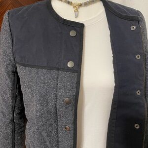 J.Crew EUC cropped black quilted Sz 2 jacket. Soooo cute!